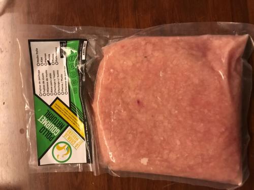 Pollo gourmet: Molida de pollo gourmet, 1/2 Kilo.